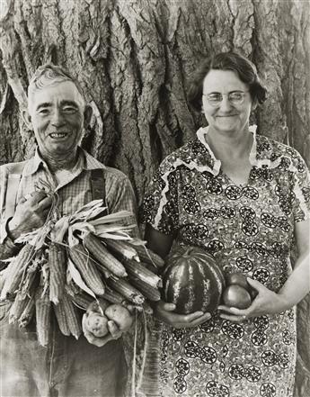 (FARM SECURITY ADMINISTRATION) A portfolio of F.S.A. photographs, including images by Dorothea Lange, Walker Evans, Arthur Rothstein, a